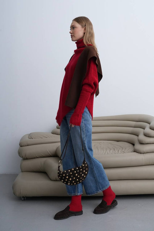 Rollkragenpullover mit asymmetrischem Saum – Rot