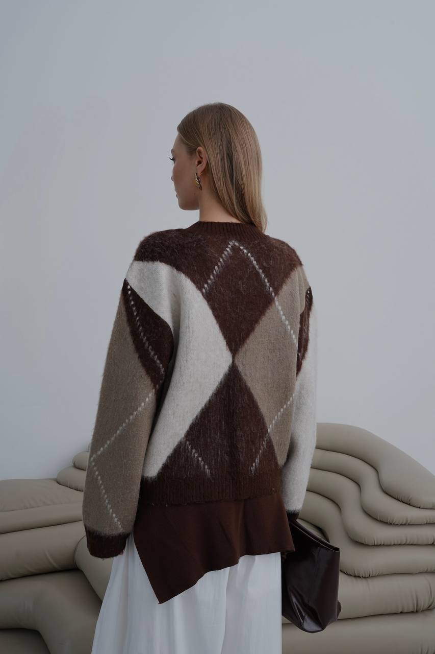 Strickpullover mit Rautenmuster – Braun & Beige